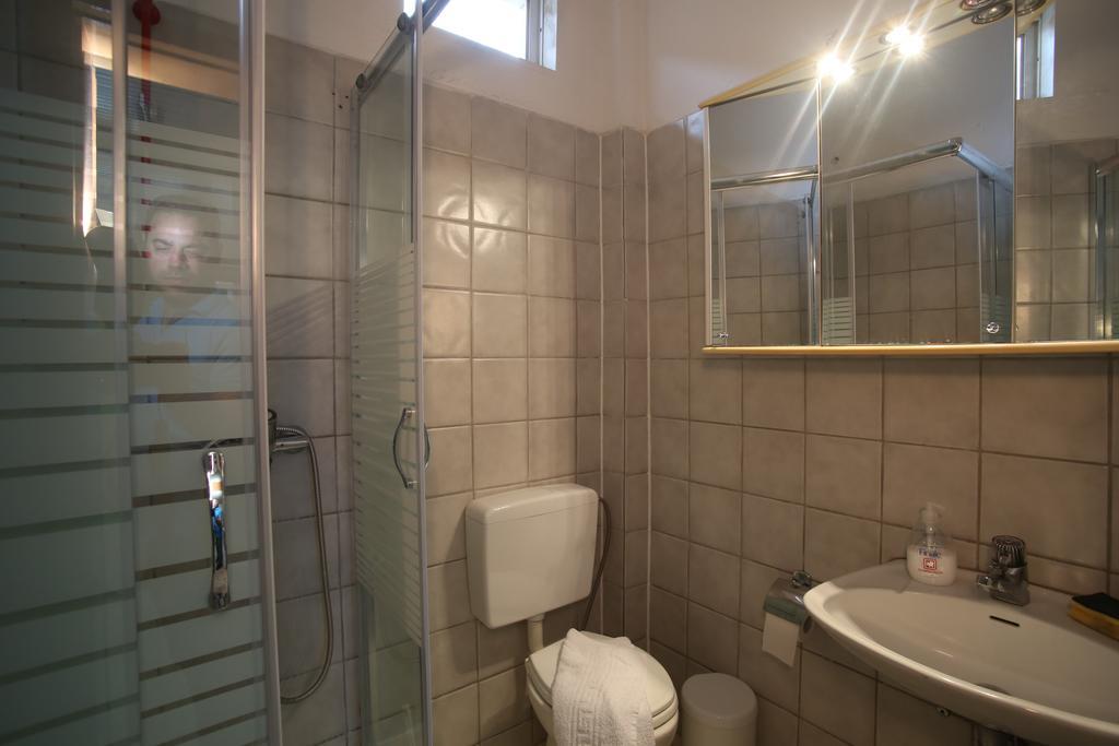Ermioni Apartments Vrasná Extérieur photo