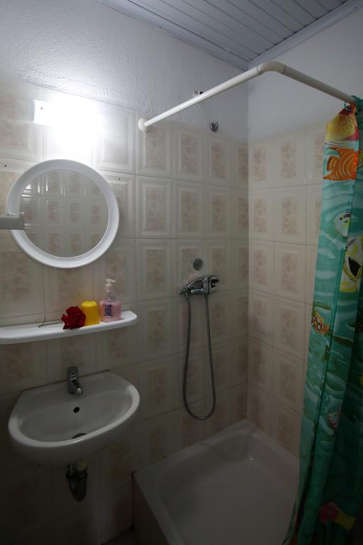 Ermioni Apartments Vrasná Extérieur photo